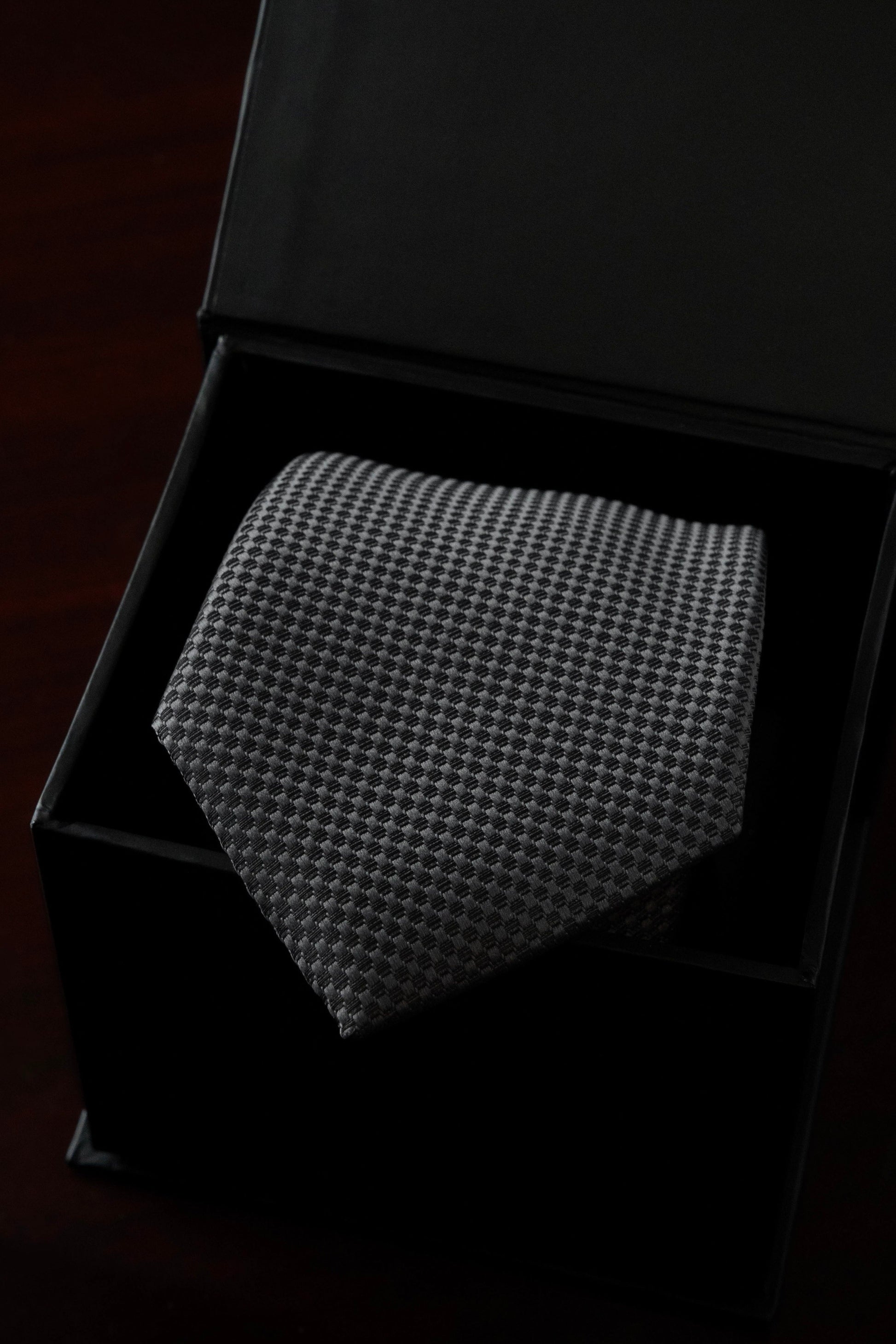 Grey Aura Silk Jacquard Tie