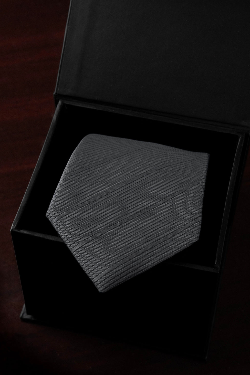 Grey Lines Silk Jacquard Tie