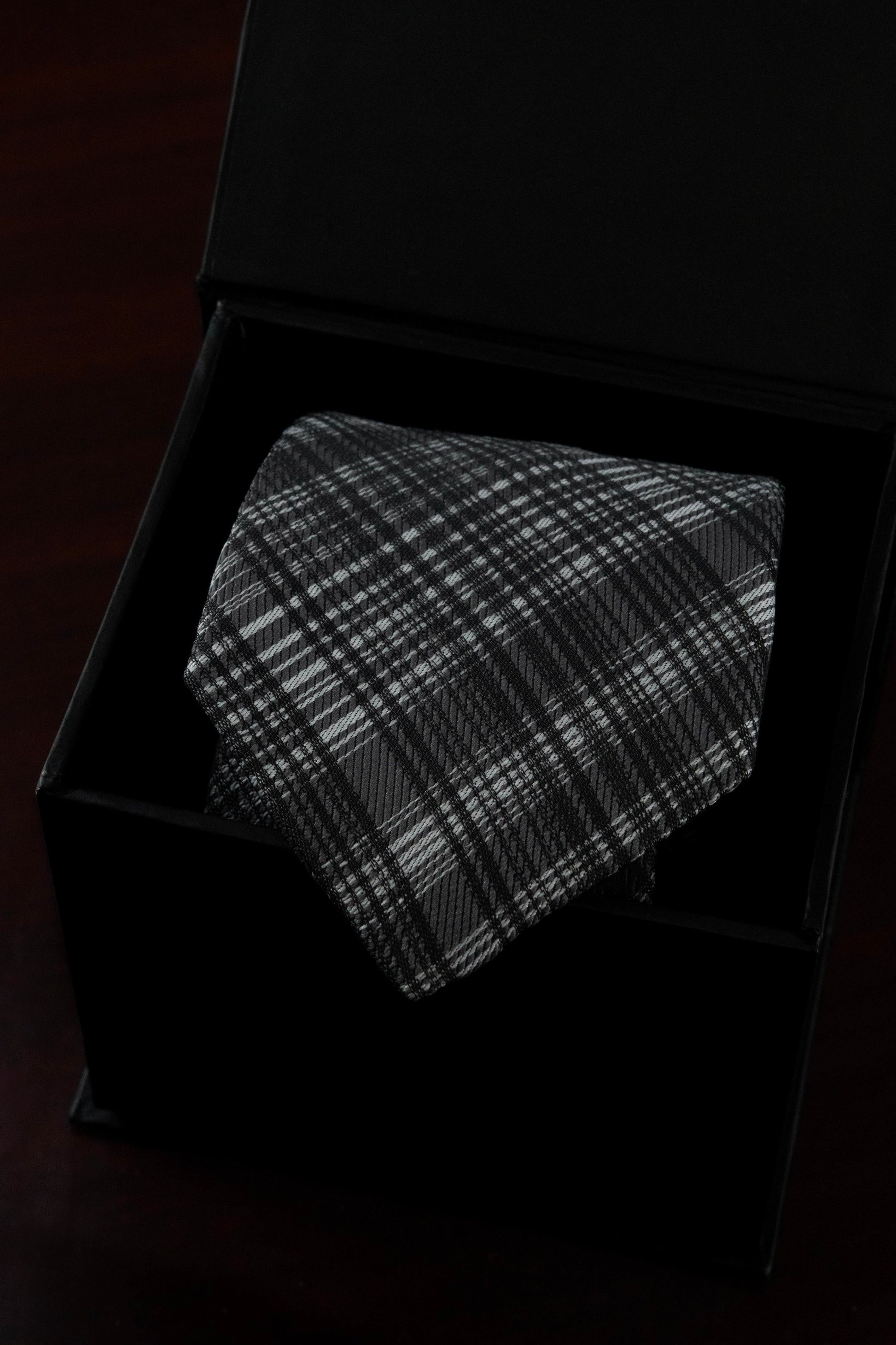 Textured Grey Silk Jacquard Tie