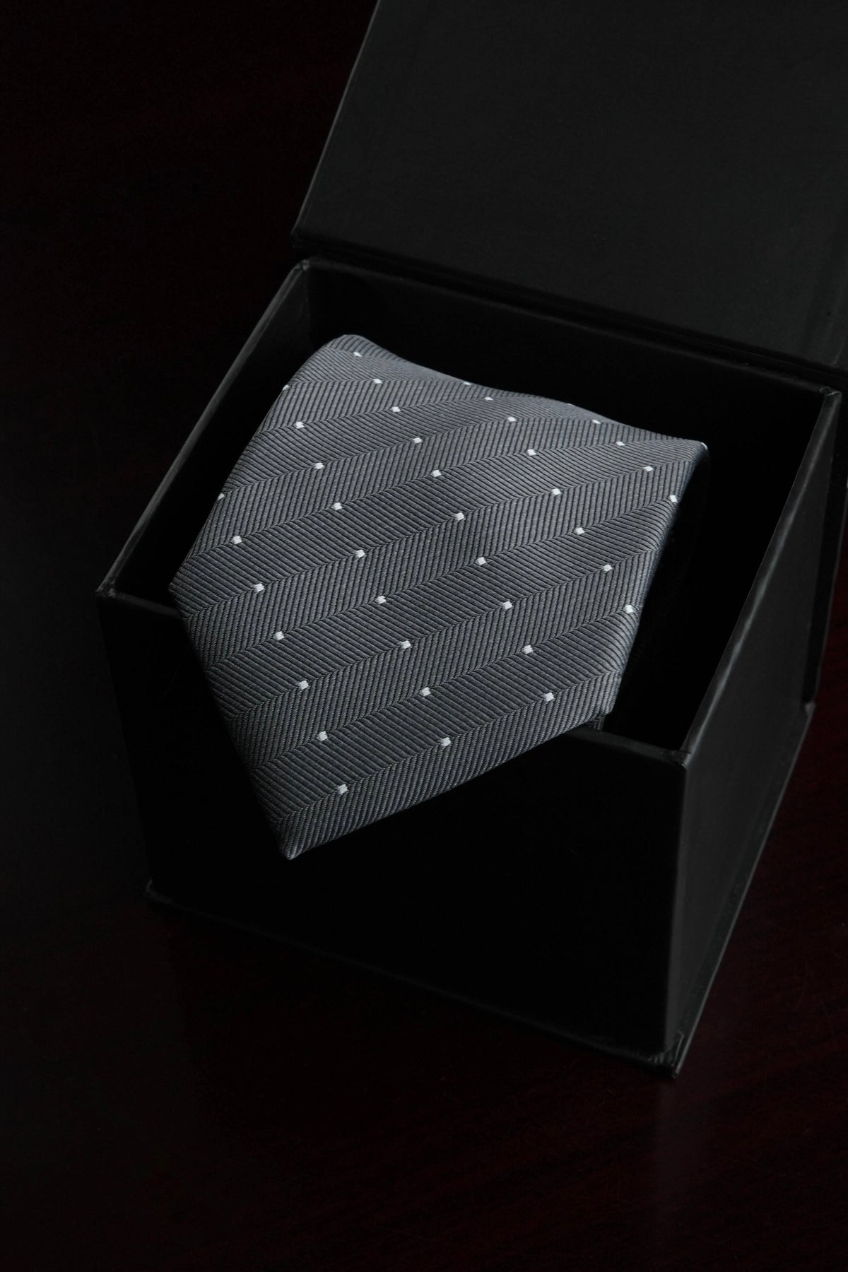Graphite Snow Silk Jacquard Tie