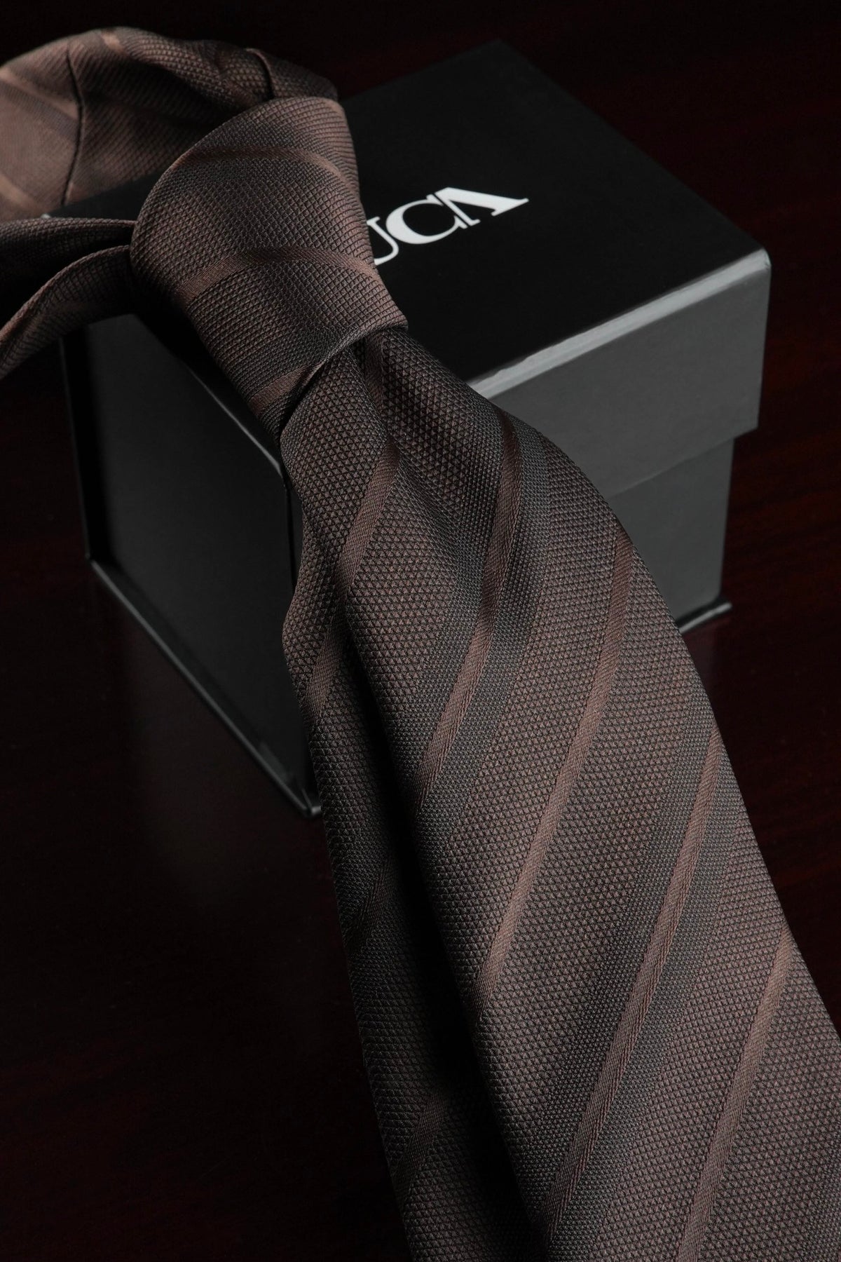 Cocoa Charm Lines Silk Jacquard Tie